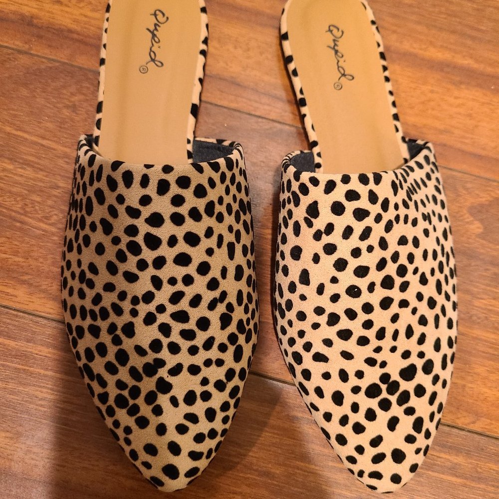 🎉 HP 🎉 NIB Suede Spotted Mules - Picture 6 of 10